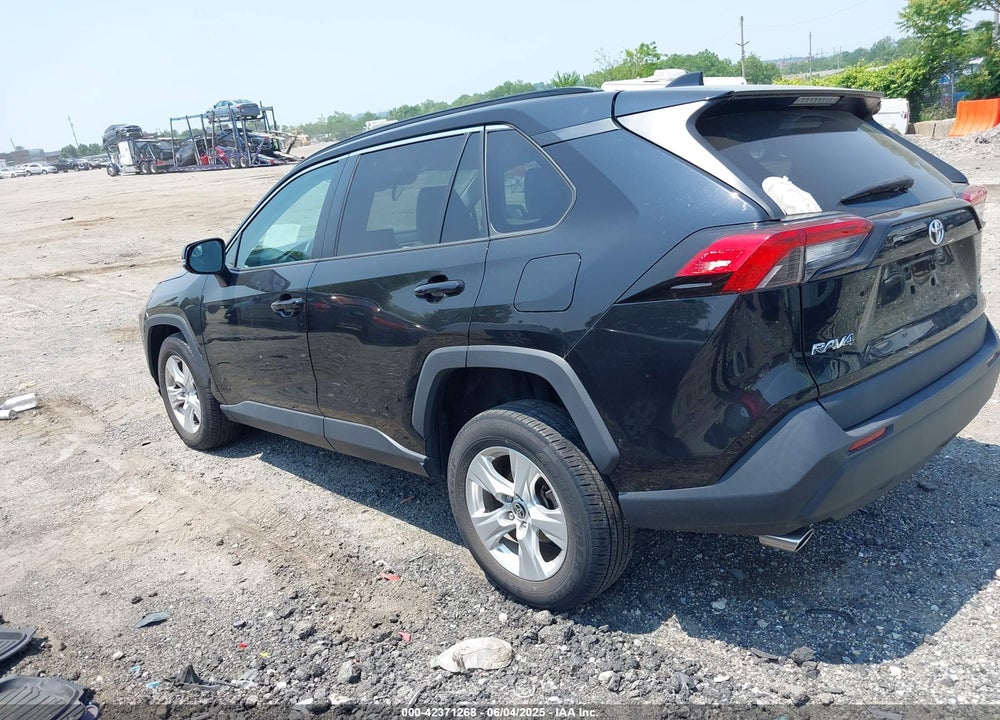 2021 TOYOTA RAV4 VIN: 2T3P1RFV4MC255062