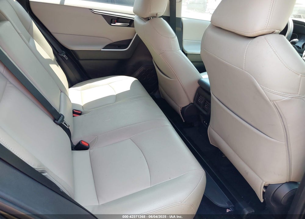 2021 TOYOTA RAV4 VIN: 2T3P1RFV4MC255062