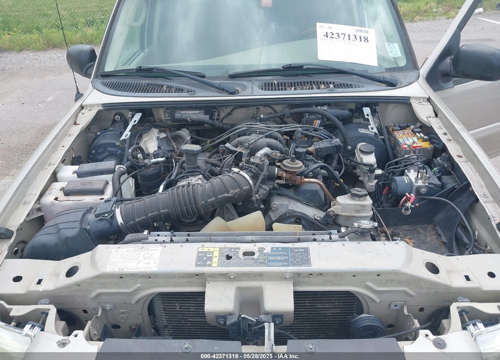 2005 FORD EXPLORER SPORT TRAC ADRENALIN/XLS/XLT VIN: 1FMZU67K05UA12487
