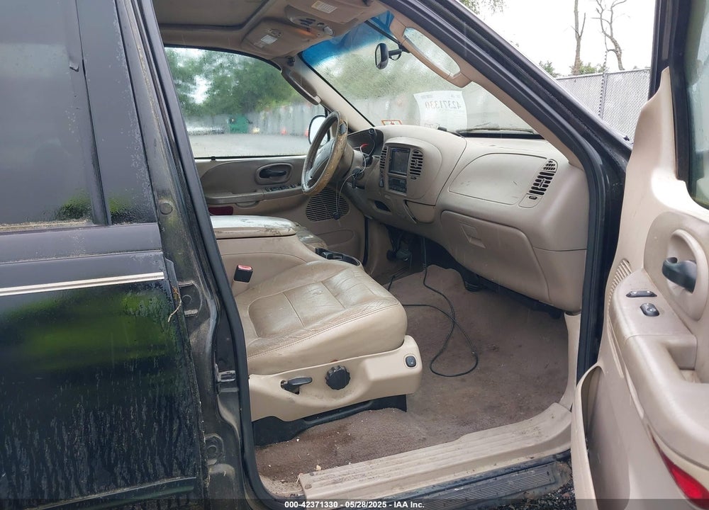 2003 FORD F-150 LARIAT/XLT VIN: 1FTRW08LX3KC83164