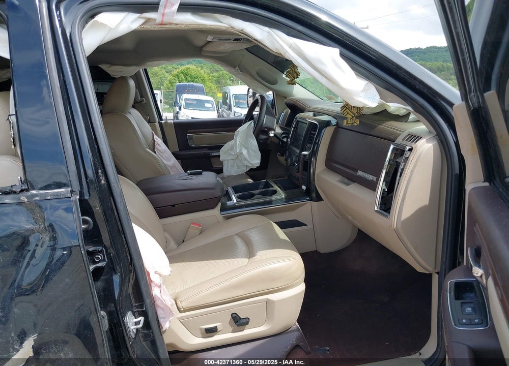 2014 RAM 2500 LAIE VIN: 3C6UR5FL9EG295910