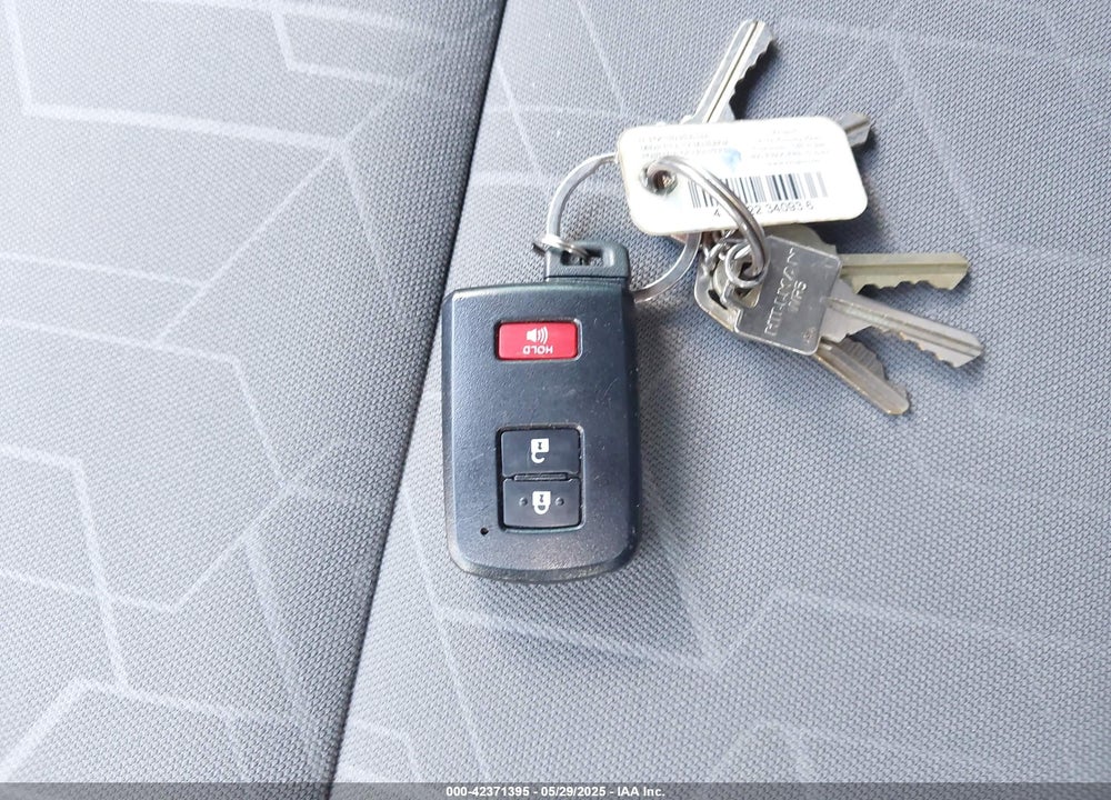 2023 TOYOTA TACOMA VIN: 3TMCZ5AN1PM581266