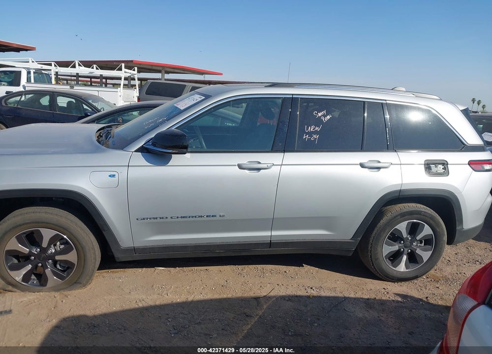2023 JEEP GRAND CHEROKEE 4XE VIN: 1C4RJYB69PC624540