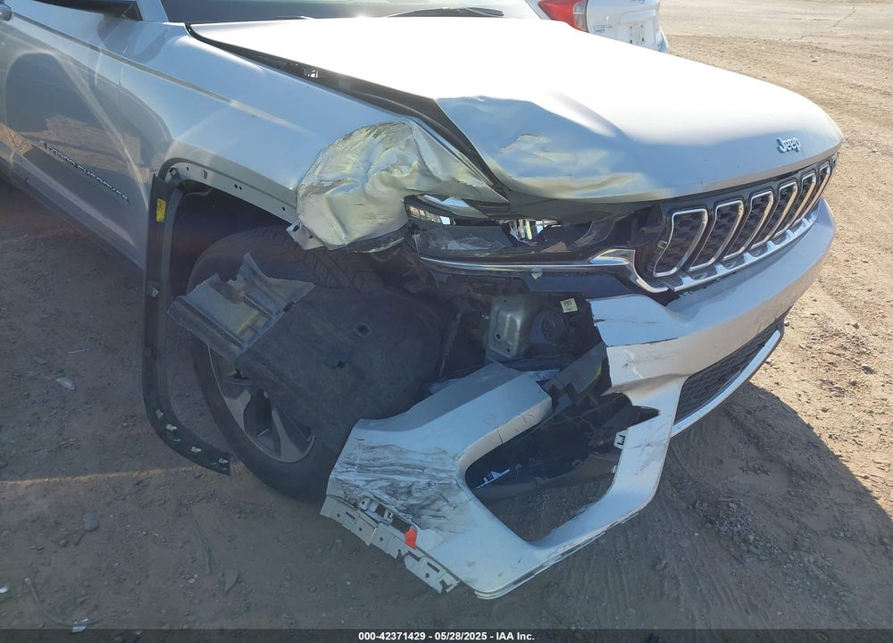 2023 JEEP GRAND CHEROKEE 4XE VIN: 1C4RJYB69PC624540