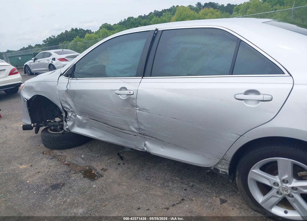 2012 TOYOTA CAMRY SE VIN: 4T1BF1FK4CU049751
