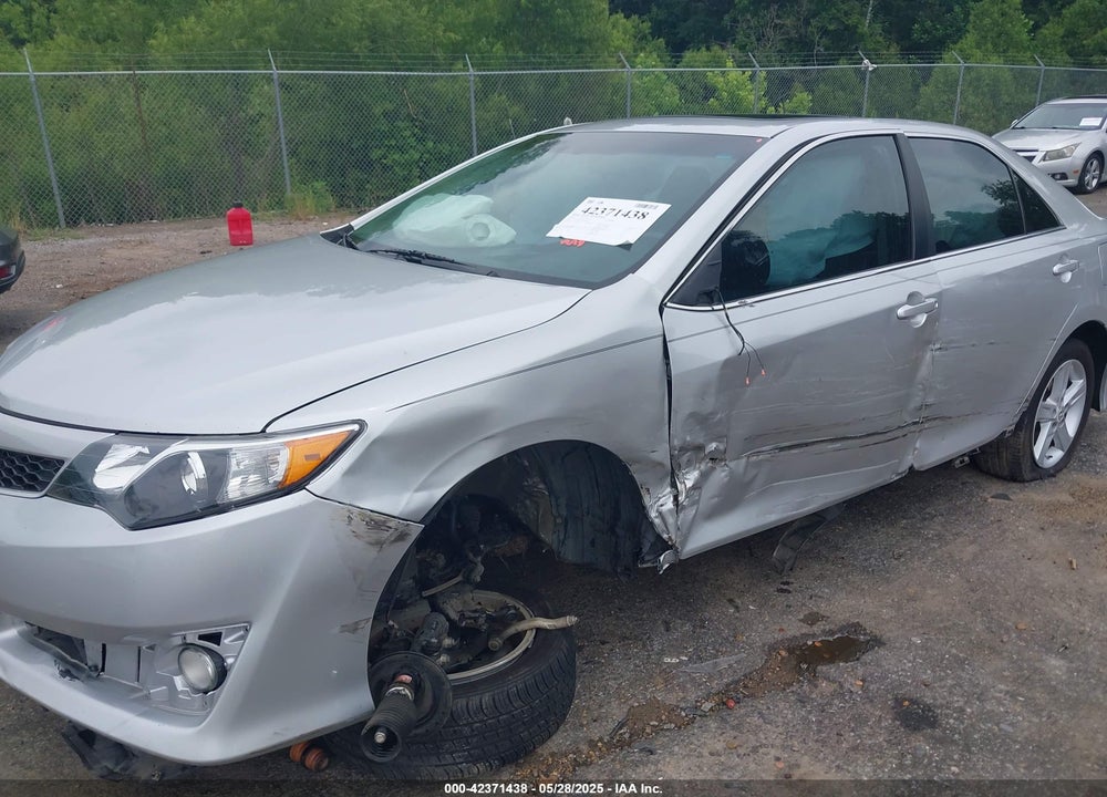2012 TOYOTA CAMRY SE VIN: 4T1BF1FK4CU049751