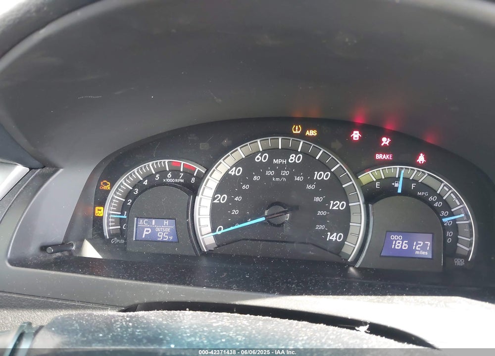 2012 TOYOTA CAMRY SE VIN: 4T1BF1FK4CU049751