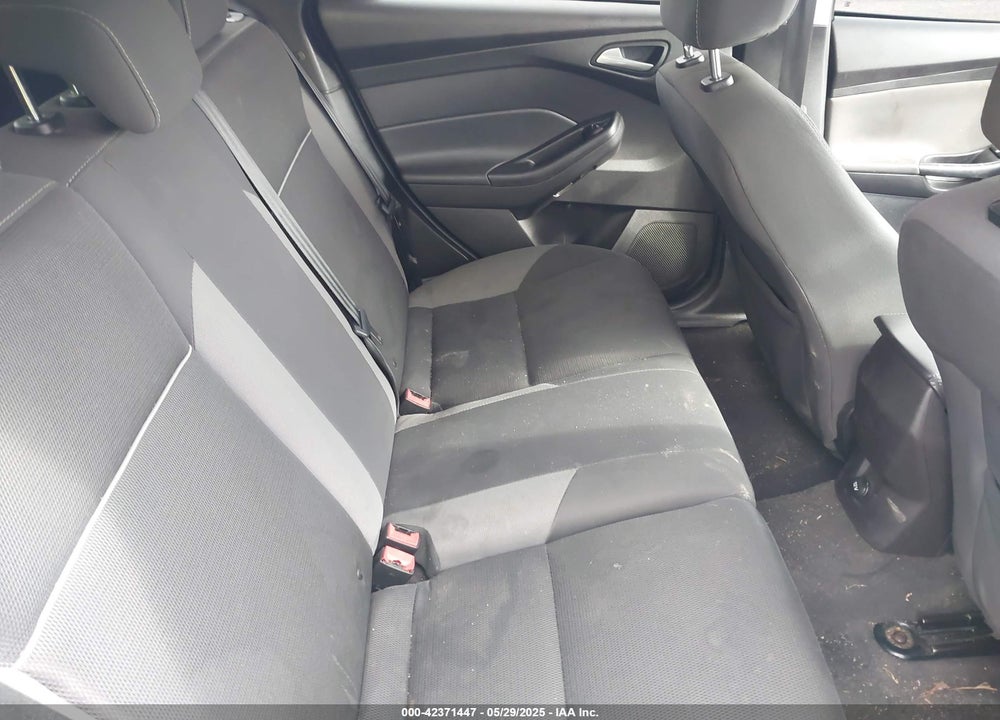 2014 FORD FOCUS VIN: 1FADP3K23EL361196