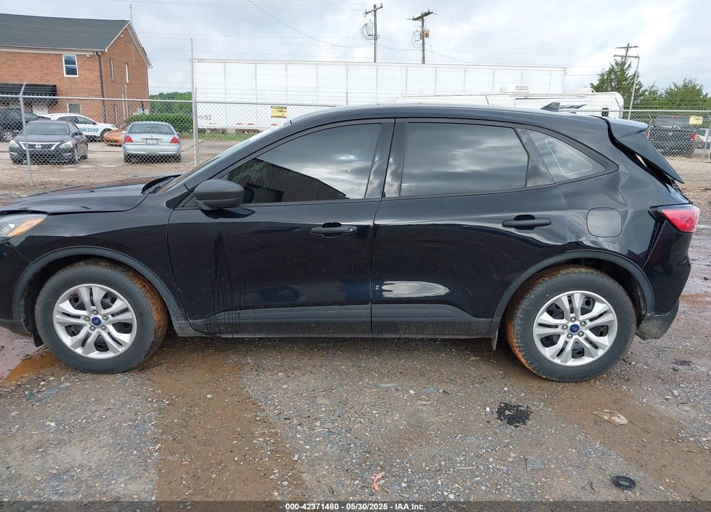 2020 FORD ESCAPE VIN: 1FMCU0F65LUA21111