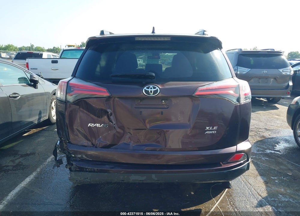 2018 TOYOTA RAV4 VIN: 2T3RFREV7JW707933