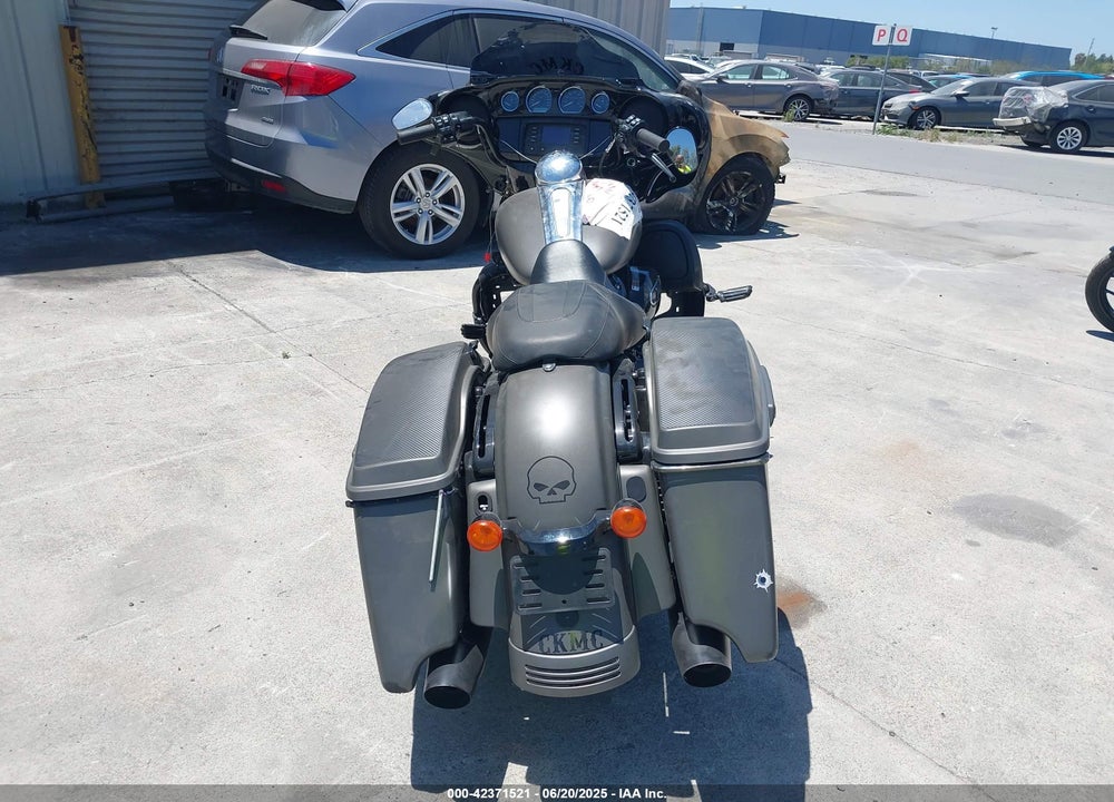 2019 HARLEY-DAVIDSON FLHXS VIN: 1HD1KRP3XKB623215