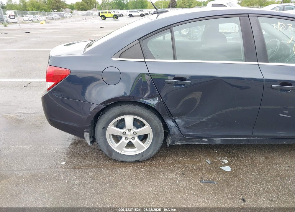 2014 CHEVROLET CRUZE VIN: 1G1PC5SB8E7194723