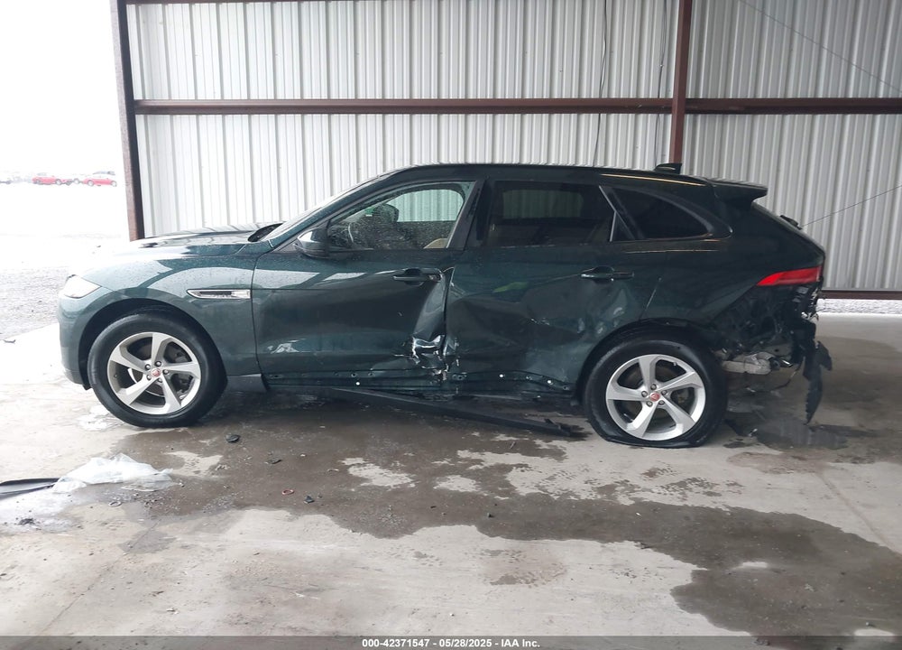 2018 JAGUAR F-PACE VIN: SADCJ2FX9JA290961