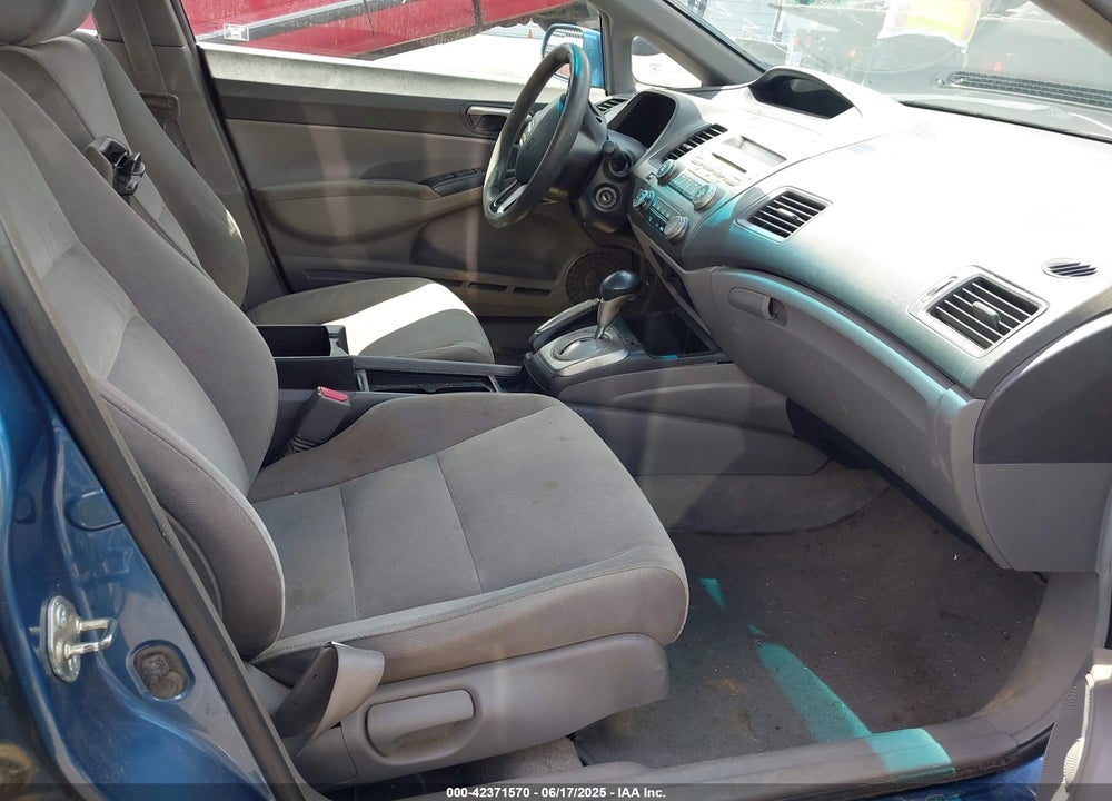 2006 HONDA CIVIC VIN: 1HGFA16516L052679