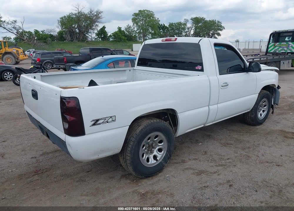 2000 CHEVROLET SILVERADO 1500 LS VIN: 1GCEK14T4YZ263223