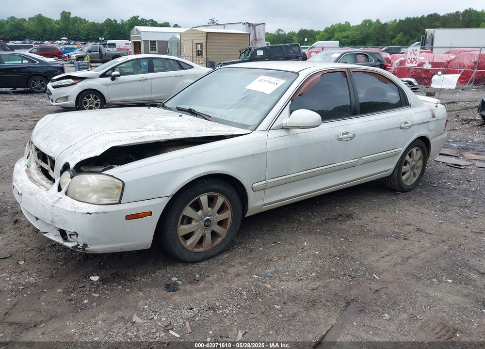 2005 KIA OPTIMA VIN: KNAGD128655417156