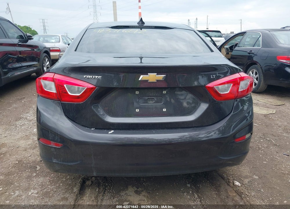 2017 CHEVROLET CRUZE LT AUTO VIN: 1G1BE5SM7H7117867
