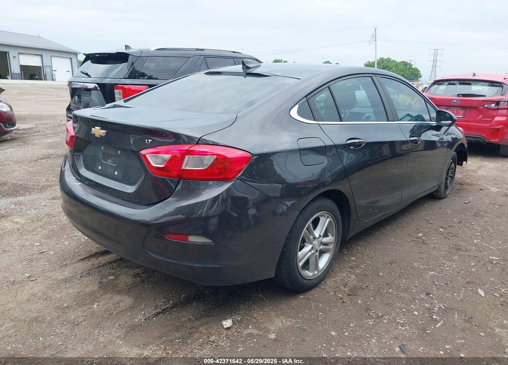 2017 CHEVROLET CRUZE LT AUTO VIN: 1G1BE5SM7H7117867