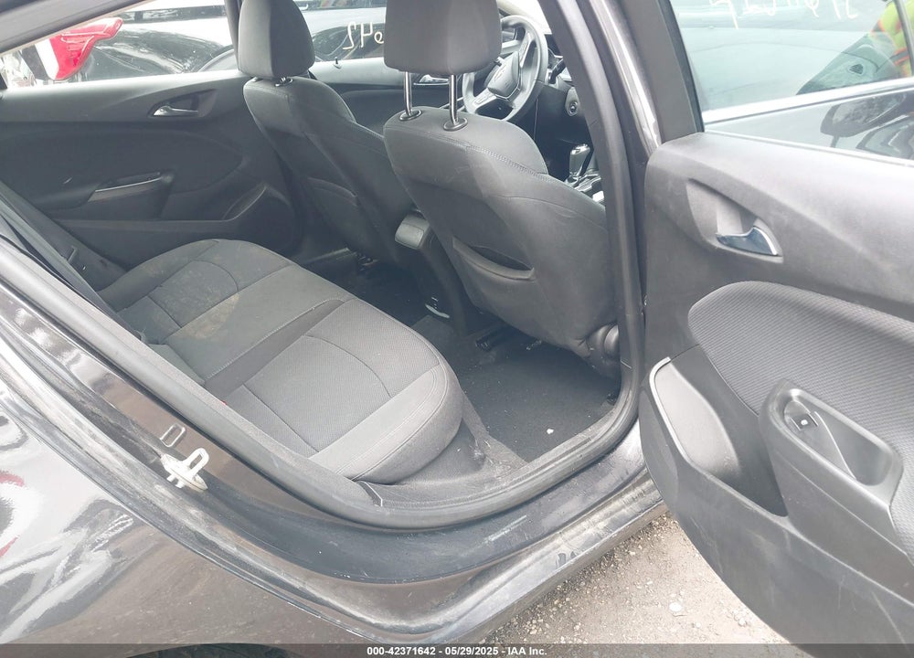 2017 CHEVROLET CRUZE LT AUTO VIN: 1G1BE5SM7H7117867
