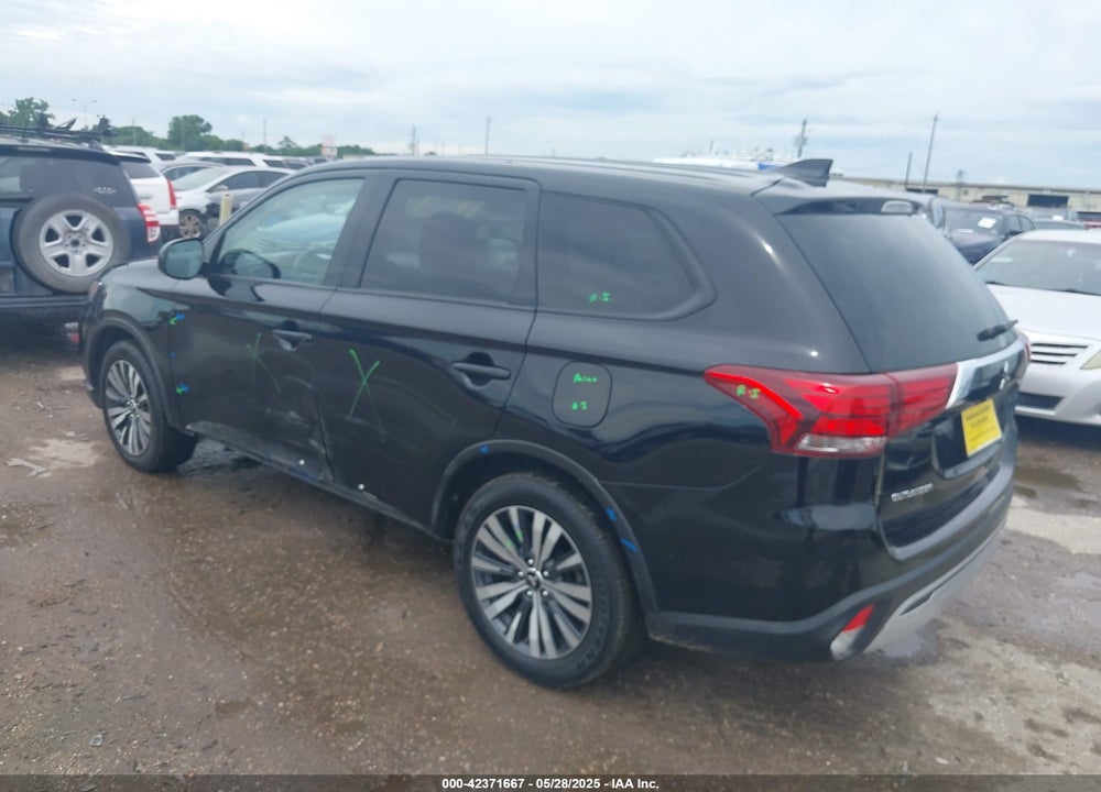 2020 MITSUBISHI OUTLANDER VIN: JA4AD2A38LZ019127