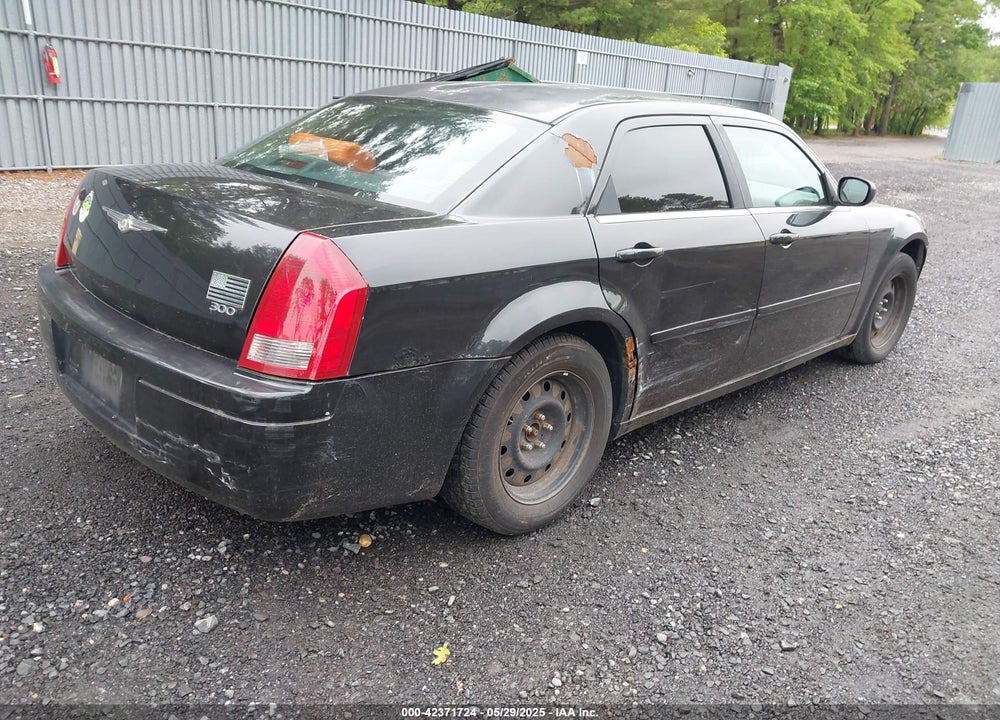 2005 CHRYSLER 300 VIN: 2C3JA43R55H583627