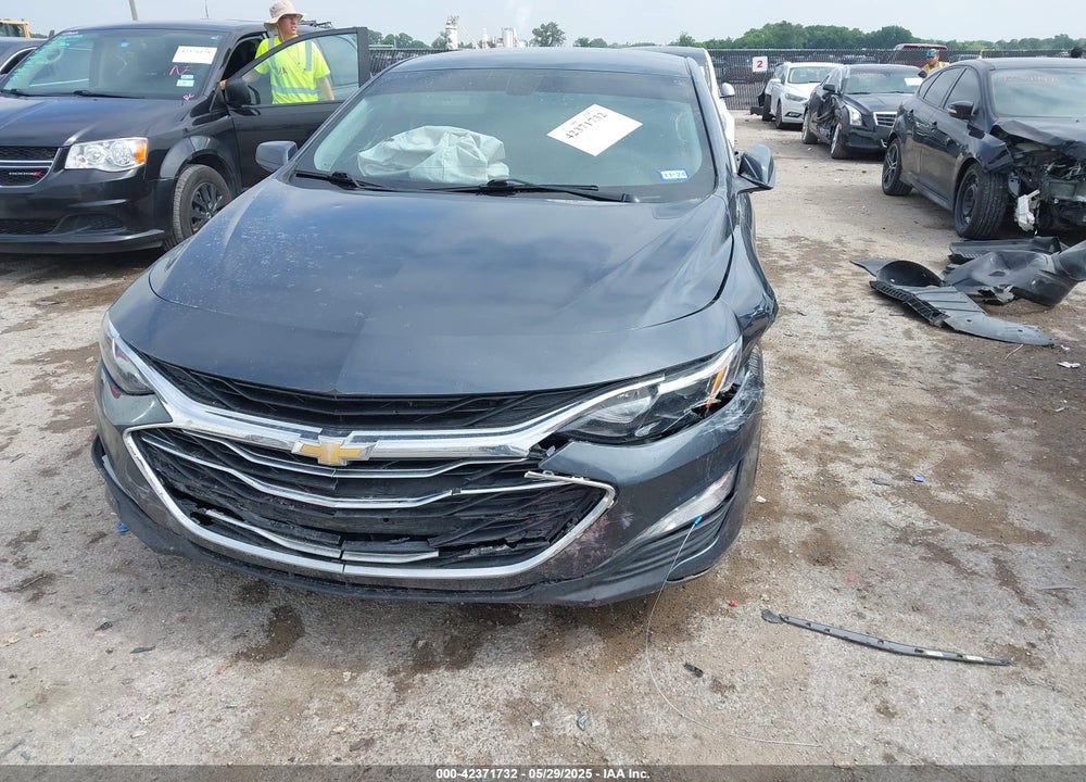 2021 CHEVROLET MALIBU VIN: 1G1ZD5ST9MF068731