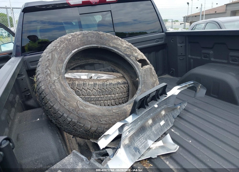 2024 GMC SIERRA 1500 VIN: 3GTUUGED4RG312017