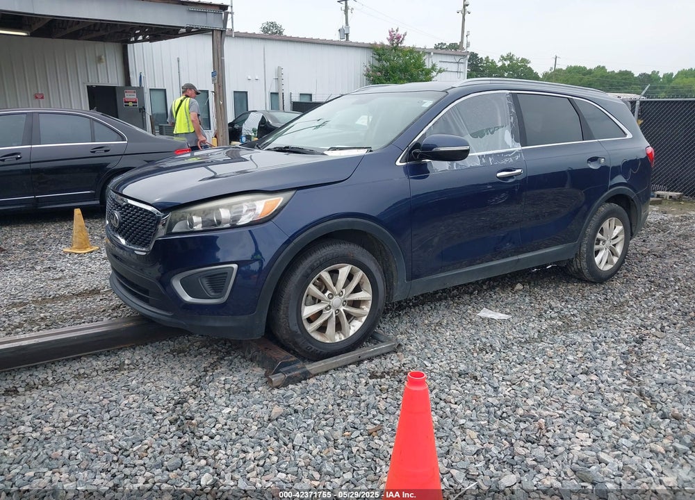 2016 KIA SORENTO VIN: 5XYPG4A32GG103998