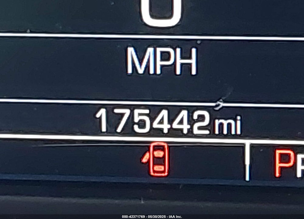 2015 CHEVROLET SUBURBAN 1500 VIN: 1GNSKKKC5FR738247