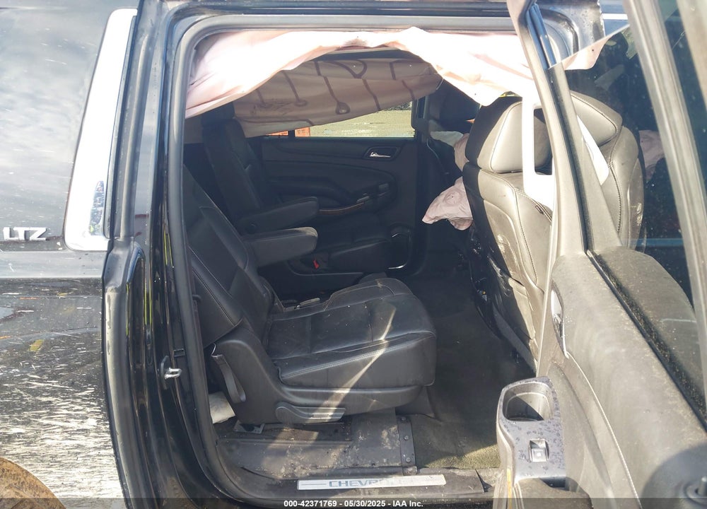 2015 CHEVROLET SUBURBAN 1500 VIN: 1GNSKKKC5FR738247