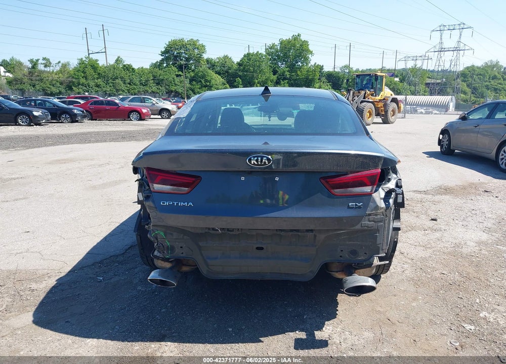 2020 KIA OPTIMA VIN: 5XXGU4L10LG396366