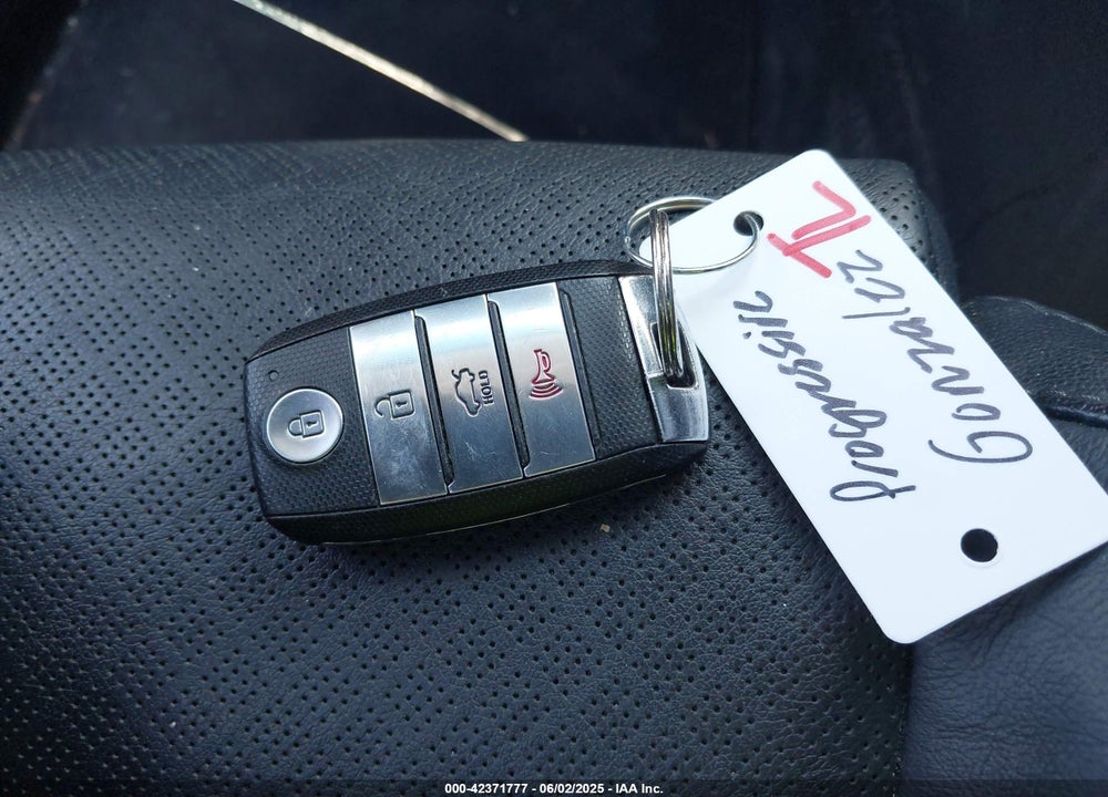 2020 KIA OPTIMA VIN: 5XXGU4L10LG396366