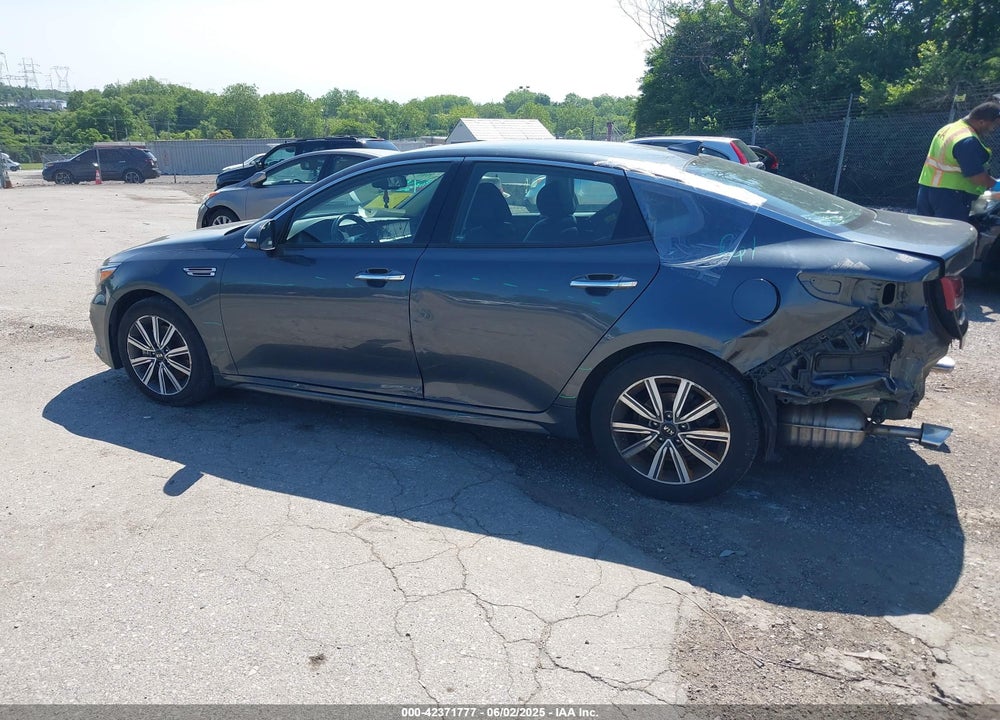 2020 KIA OPTIMA VIN: 5XXGU4L10LG396366
