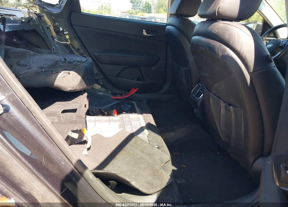2020 KIA OPTIMA VIN: 5XXGU4L10LG396366