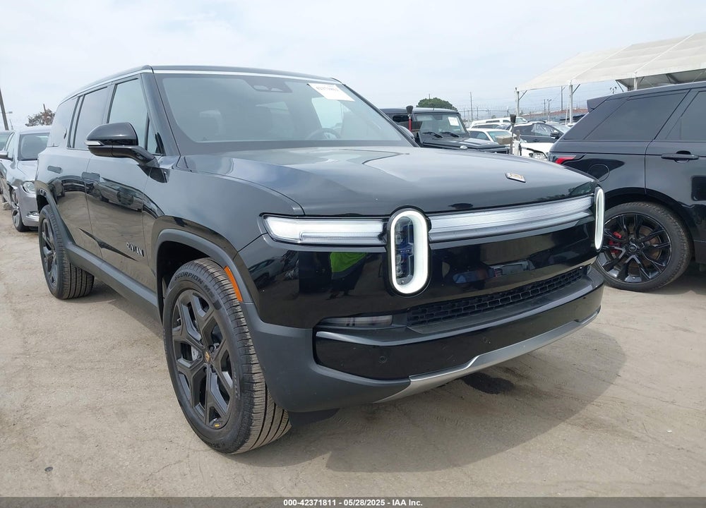 2025 RIVIAN R1S ADVENTURE DUAL MOTOR LARGE PACK/ADVENTURE DUAL MOTOR MAX PACK VIN: 7PDSGBBA1SN071292