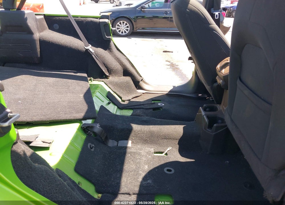 2019 JEEP WRANGLER UNLIMITED VIN: 1C4HJXDN0KW670114