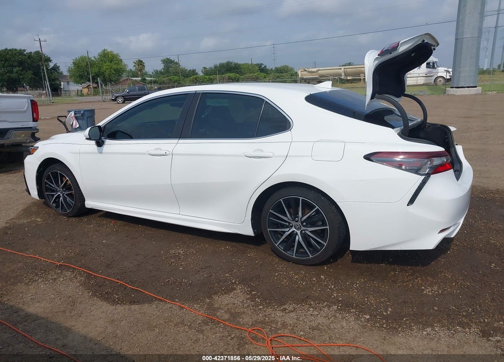 2021 TOYOTA CAMRY VIN: 4T1G11AK2MU429247