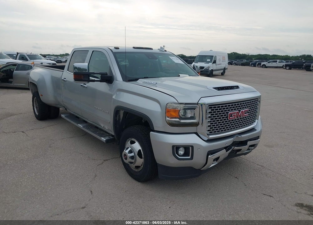 2019 GMC SIERRA 3500HD DENALI VIN: 1GT42WEYXKF242422