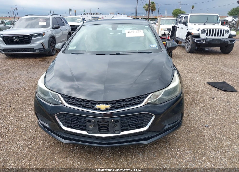 2018 CHEVROLET CRUZE LT AUTO VIN: 3G1BE6SM3JS638551