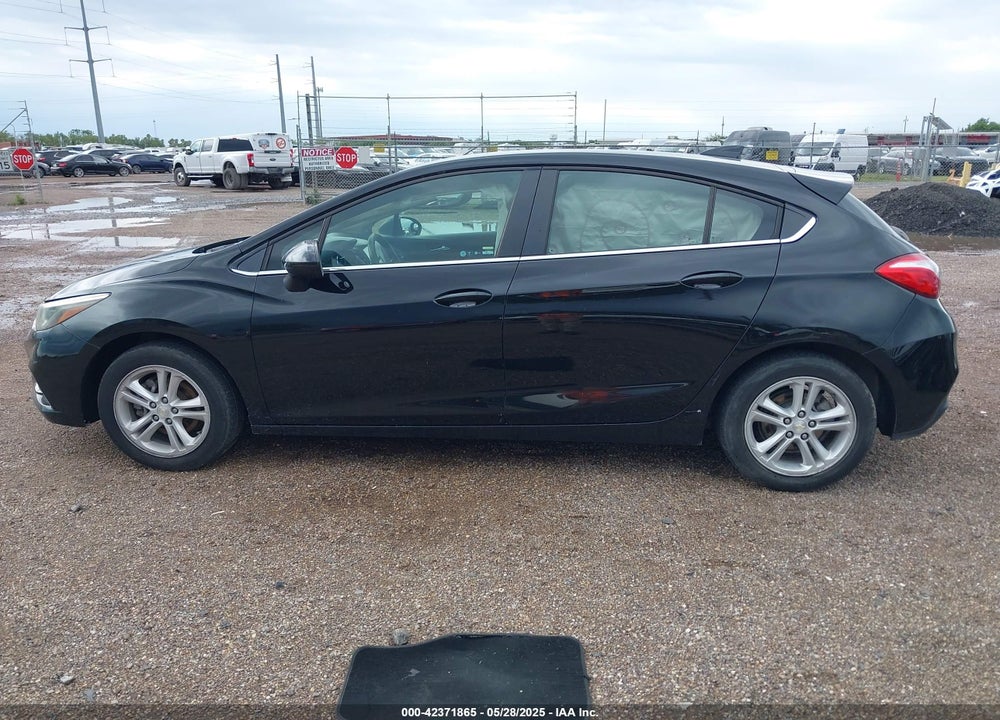 2018 CHEVROLET CRUZE LT AUTO VIN: 3G1BE6SM3JS638551