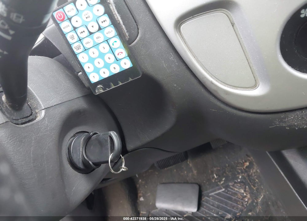 2007 FORD ESCAPE VIN: 1FMYU03187KA54507