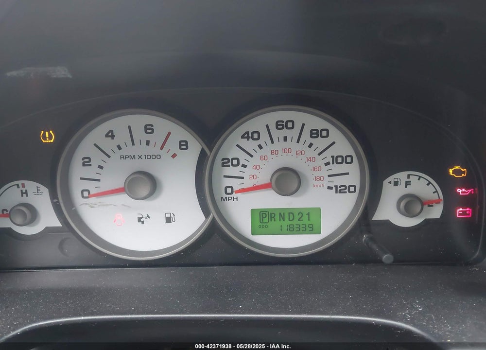 2007 FORD ESCAPE VIN: 1FMYU03187KA54507