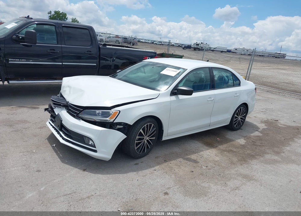 2016 VOLKSWAGEN JETTA 1.8T SPORT VIN: 3VWD17AJ8GM396312