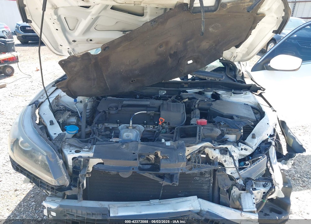 2015 HONDA ACCORD VIN: 1HGCR2F35FA055435