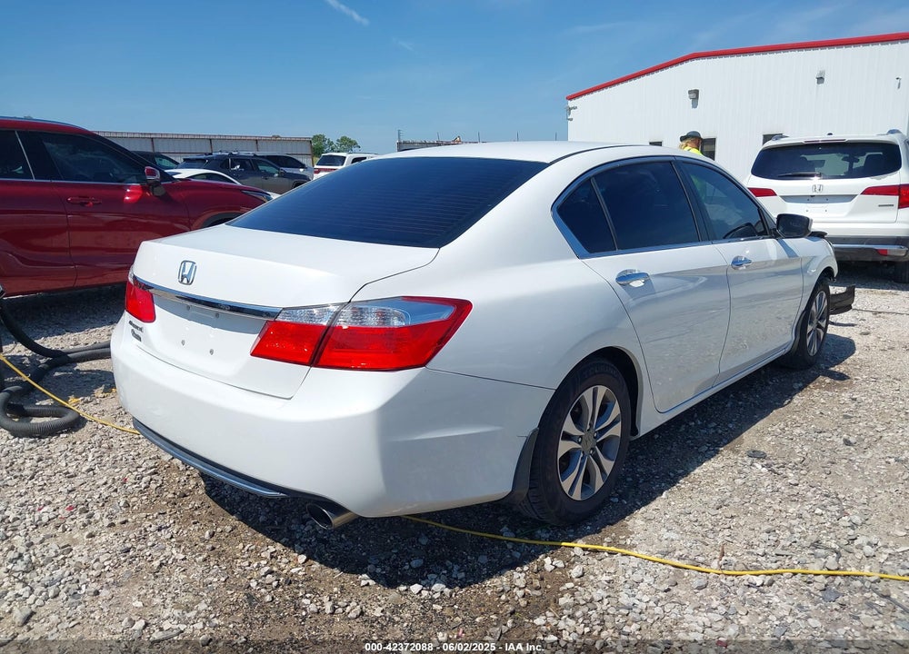 2015 HONDA ACCORD VIN: 1HGCR2F35FA055435