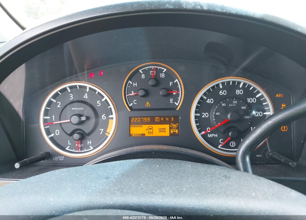 2012 NISSAN TITAN SV VIN: 1N6AA0FJ2CN321401