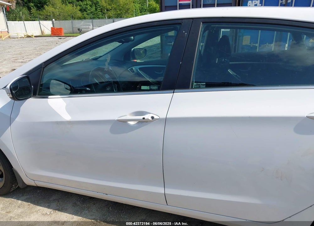 2016 HYUNDAI ELANTRA GT VIN: KMHD35LH3GU254968