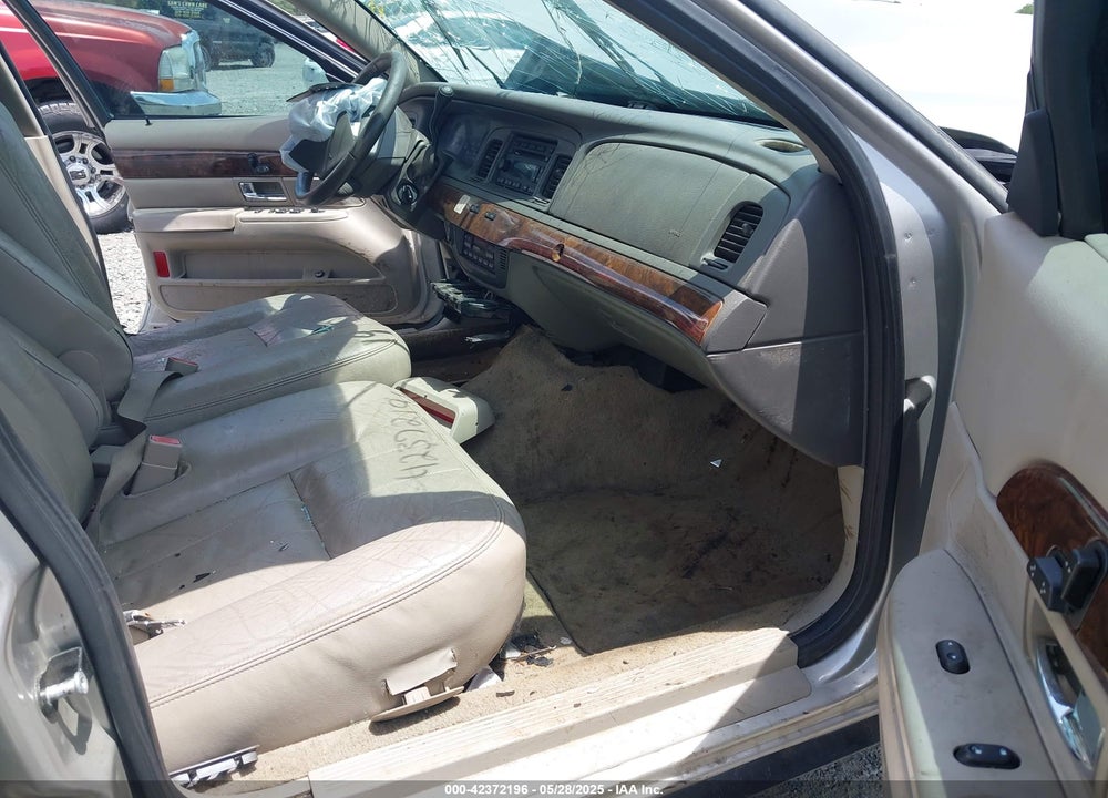 2008 MERCURY GRAND MARQUIS LS VIN: 2MEFM75V58X614324