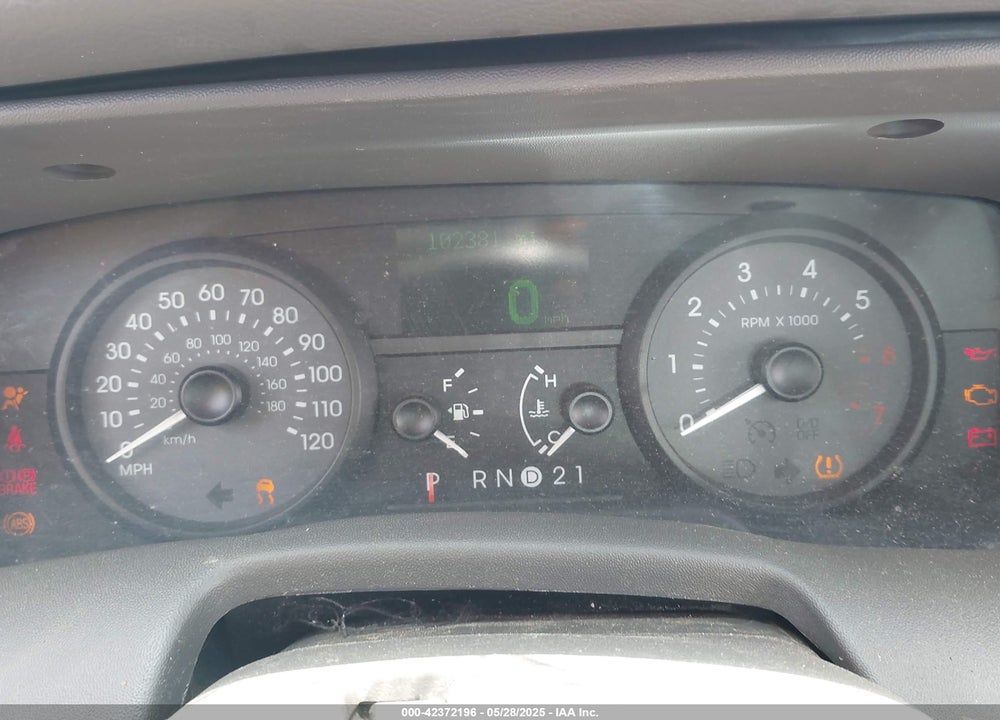 2008 MERCURY GRAND MARQUIS LS VIN: 2MEFM75V58X614324