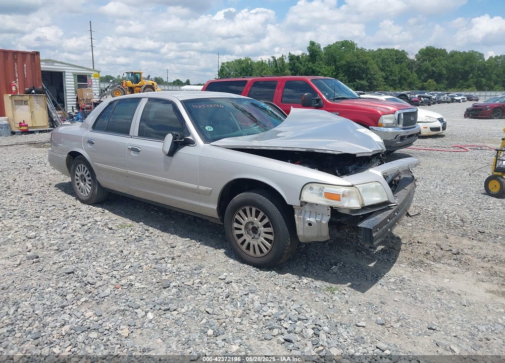 2008 MERCURY GRAND MARQUIS LS VIN: 2MEFM75V58X614324